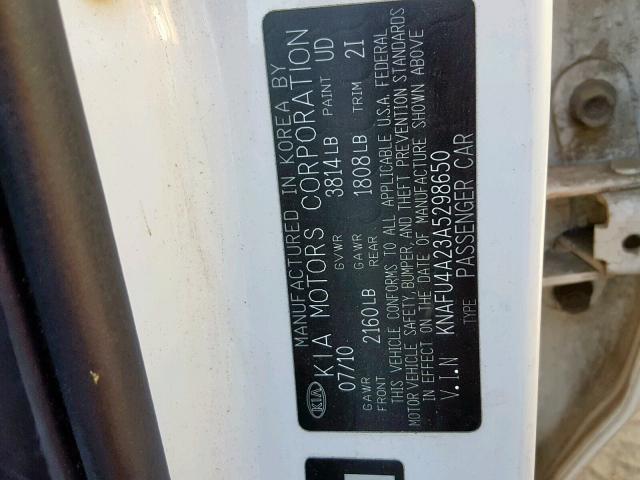 KNAFU4A23A5298650 - 2010 KIA FORTE EX WHITE photo 10