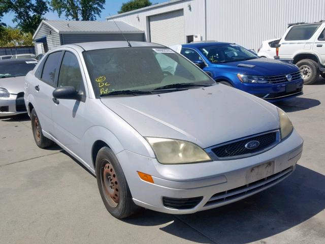 1FAFP34N15W258003 - 2005 FORD FOCUS ZX4 SILVER photo 1