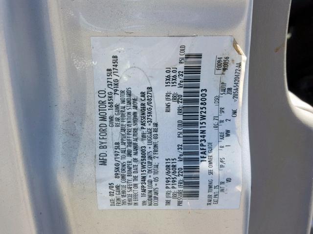 1FAFP34N15W258003 - 2005 FORD FOCUS ZX4 SILVER photo 10