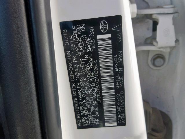 JTDKDTB3XD1032606 - 2013 TOYOTA PRIUS C WHITE photo 10