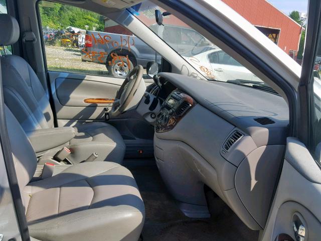 JM3LW28J020315377 - 2002 MAZDA MPV WAGON SILVER photo 5