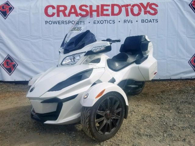 2BXNBCD22JV000030 - 2018 CAN-AM SPYDER ROA TWO TONE photo 10