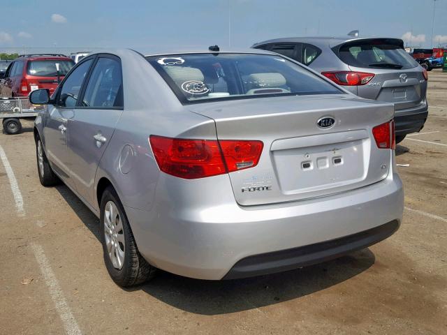 KNAFU4A28A5066979 - 2010 KIA FORTE EX GRAY photo 3