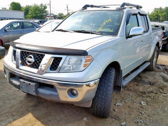 1N6AD0EV1AC404841 - 2010 NISSAN FRONTIER C SILVER photo 2