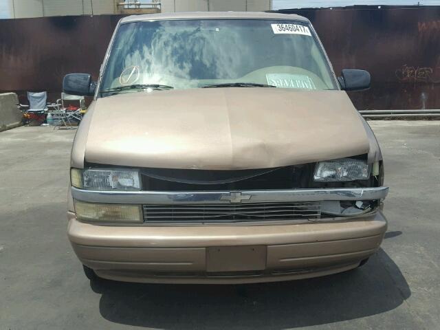 1GNDM19XX3B105060 - 2003 CHEVROLET ASTRO BROWN photo 9