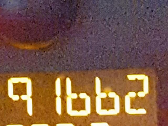 1G8AJ52F34Z231194 - 2004 SATURN ION LEVEL RED photo 8