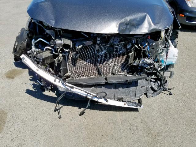 JTDKARFP2H3003538 - 2017 TOYOTA PRIUS PRIM 石墨色 照片 9