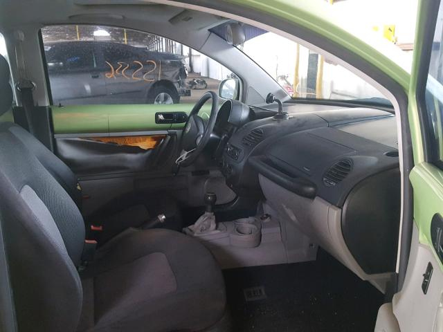 3VWCD21C43M421367 - 2003 VOLKSWAGEN NEW BEETLE 绿色 照片 5