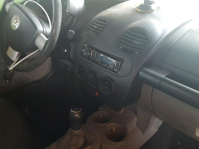 3VWCD21C43M421367 - 2003 VOLKSWAGEN NEW BEETLE 绿色 照片 9