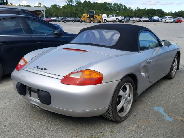 WP0CA2989VS625829 - 1997 PORSCHE BOXSTER SILVER photo 4