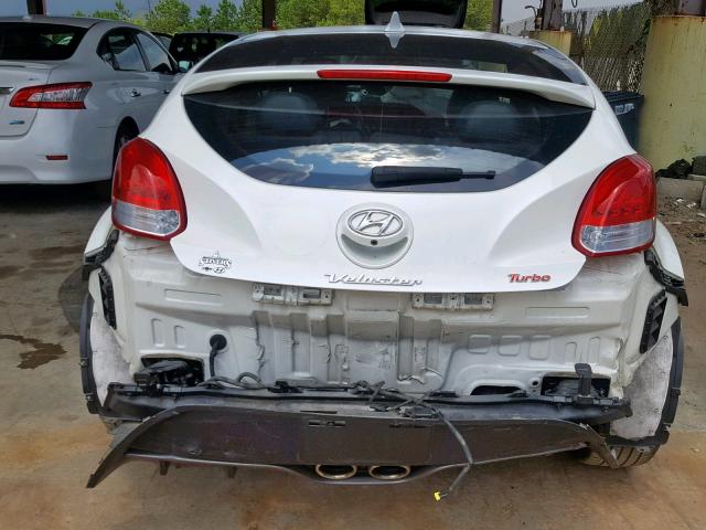 KMHTC6AEXGU266934 - 2016 HYUNDAI VELOSTER T WHITE photo 9