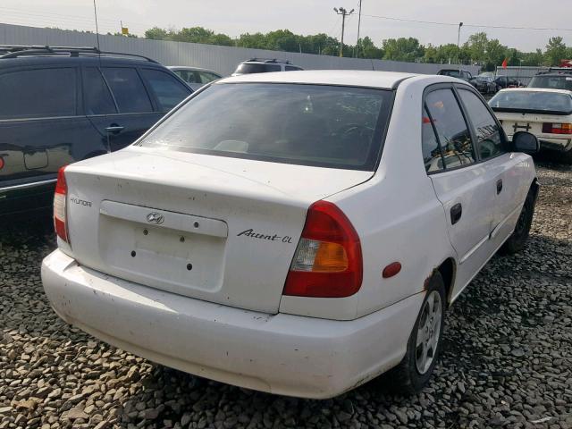 KMHCG45CX2U325569 - 2002 HYUNDAI ACCENT GL WHITE photo 4