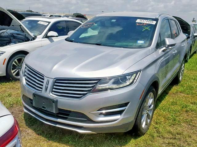 5LMCJ2C94GUJ04826 - 2016 LINCOLN MKC SELECT SILVER photo 2