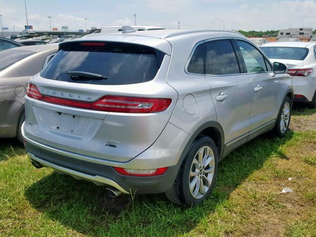 5LMCJ2C94GUJ04826 - 2016 LINCOLN MKC SELECT SILVER photo 4