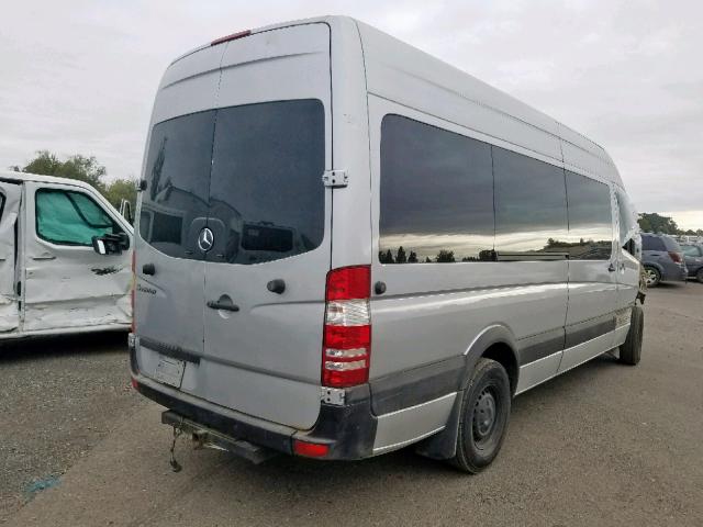 WDWPE845085234784 - 2008 DODGE SPRINTER 2 SILVER photo 4