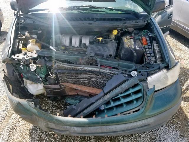 2P4GP45R4VR125987 - 1997 PLYMOUTH VOYAGER SE GREEN photo 9