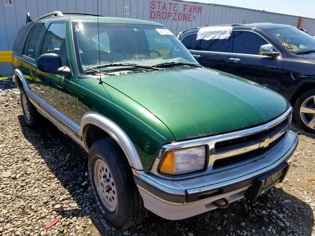 1GNDT13W4V2131093 - 1997 CHEVROLET BLAZER GREEN photo 1