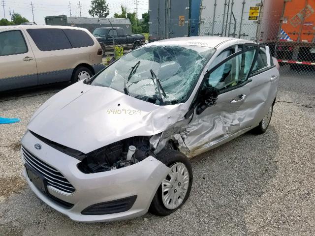 3FADP4AJ1FM145975 - 2015 FORD FIESTA S SILVER photo 2