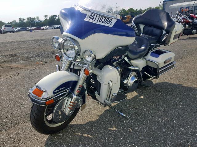 1HD1FC4157Y683105 - 2007 HARLEY-DAVIDSON FLHTCUI WHITE photo 2