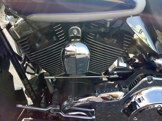 1HD1FC4157Y683105 - 2007 HARLEY-DAVIDSON FLHTCUI WHITE photo 7