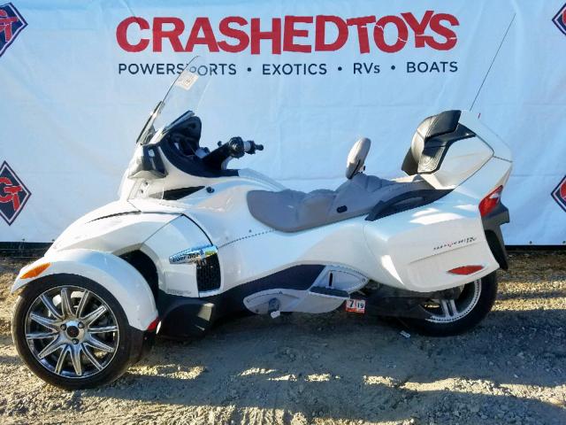 2BXNBDD12EV001231 - 2014 CAN-AM SPYDER ROA WHITE photo 3