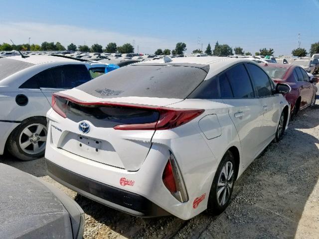 JTDKARFP1H3066954 - 2017 TOYOTA PRIUS PRIM 白色 照片 4