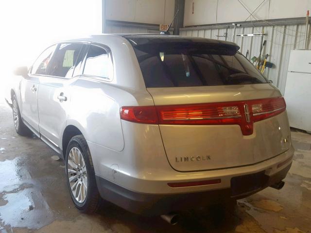 2LMHJ5FR1ABJ24099 - 2010 LINCOLN MKT SILVER photo 3