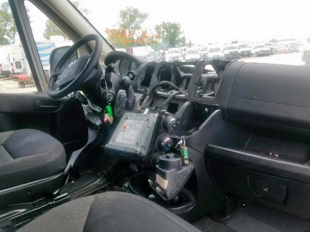 3C6URVJG5FE513820 - 2015 RAM PROMASTER 白色 照片 9