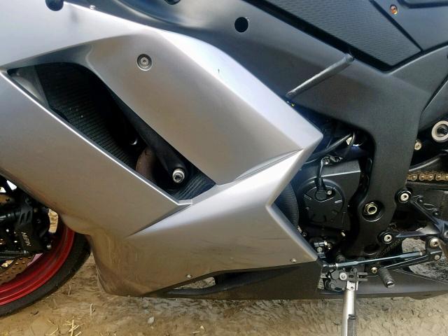 JKAZX4P137A014210 - 2007 KAWASAKI ZX600 P SILVER photo 6