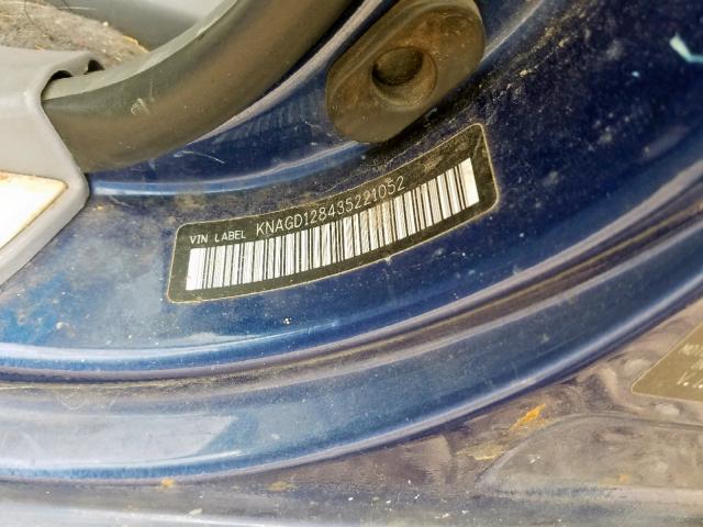 KNAGD128435221052 - 2003 KIA OPTIMA BLUE photo 10