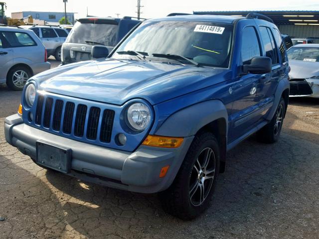 1J4GL48596W128749 - 2006 JEEP LIBERTY SP BLUE photo 2