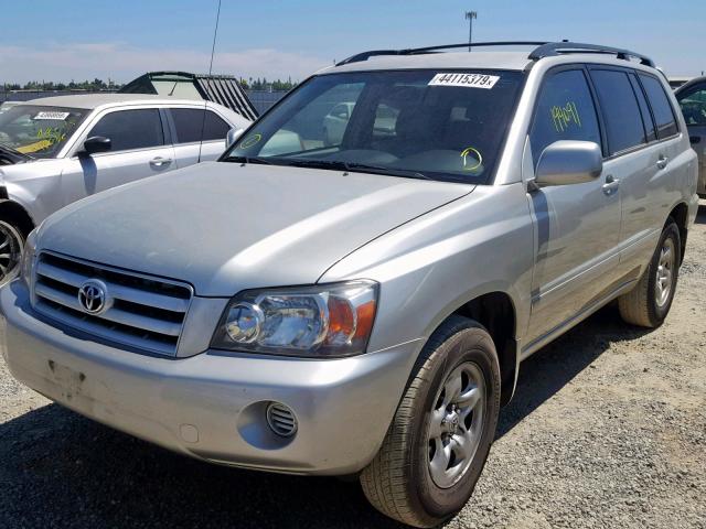 JTEDD21A450124977 - 2005 TOYOTA HIGHLANDER SILVER photo 2