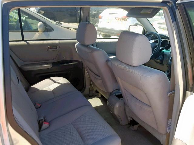 JTEDD21A450124977 - 2005 TOYOTA HIGHLANDER SILVER photo 6