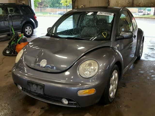 3VWCK21C73M414757 - 2003 VOLKSWAGEN NEW BEETLE GRAY photo 2