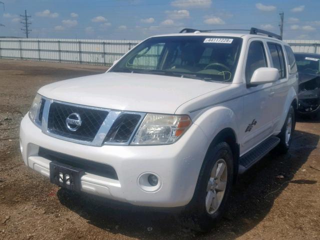 5N1AR18BX8C610354 - 2008 NISSAN PATHFINDER WHITE photo 2