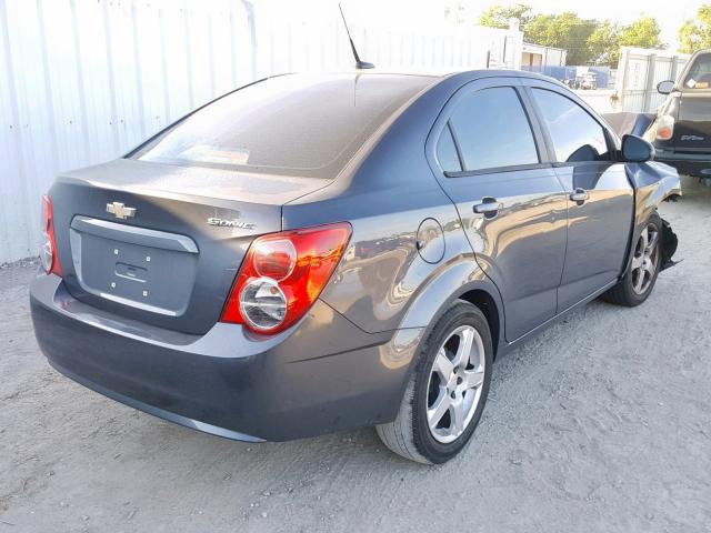 1G1JA5SH0D4120552 - 2013 CHEVROLET SONIC LS 灰色 照片 4