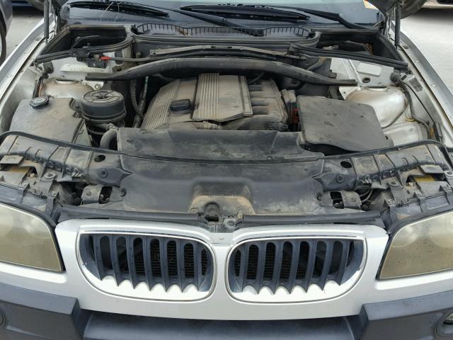 WBXPA73474WC39170 - 2004 BMW X3 2.5I GRAY photo 7