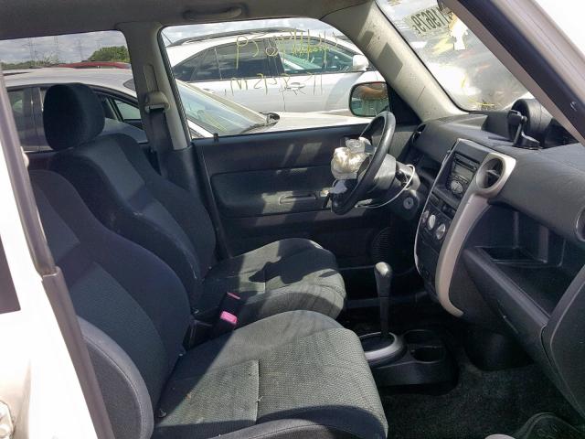 JTLKT324X64107760 - 2006 TOYOTA SCION XB Ақ фото 5