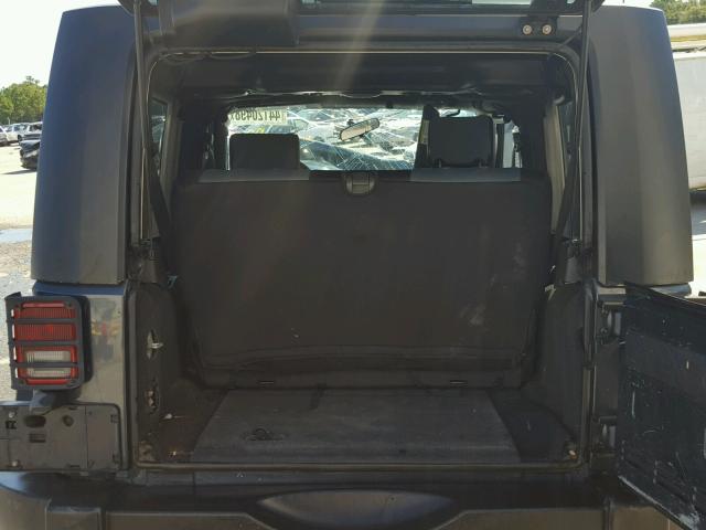 1J4FA24177L142483 - 2007 JEEP WRANGLER X GRAY photo 9