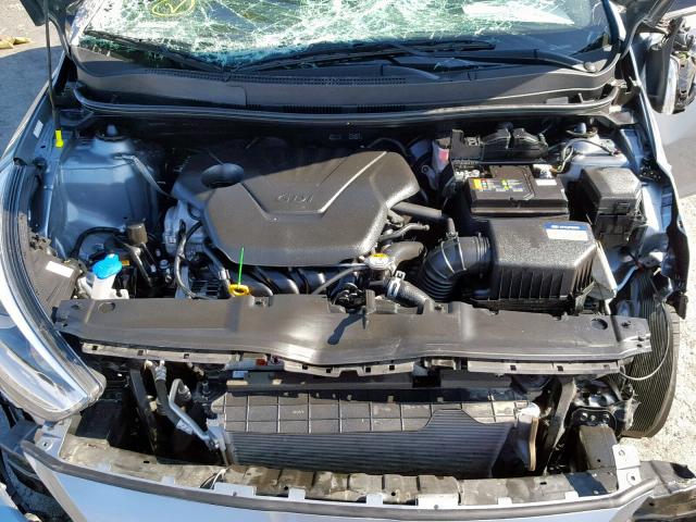 KMHCU5AE9HU365933 - 2017 HYUNDAI ACCENT SPO BLUE photo 7