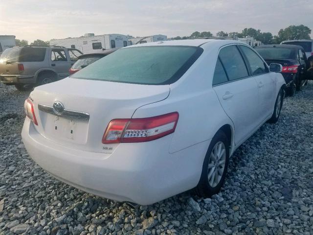 4T4BF3EK6BR125018 - 2011 TOYOTA CAMRY BASE WHITE photo 4