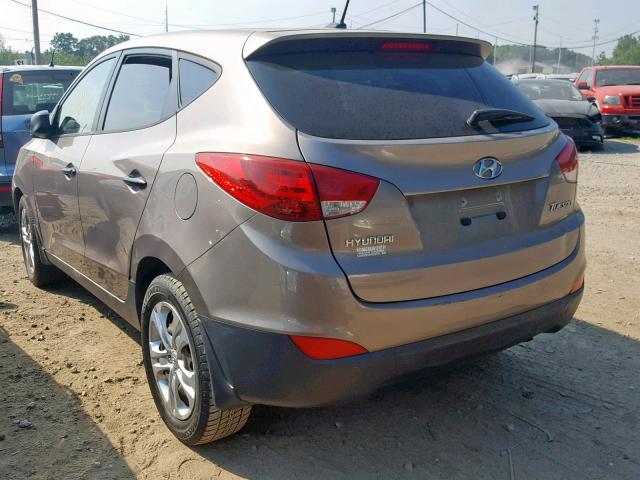 KM8JT3AB2DU669927 - 2013 HYUNDAI TUCSON GL GRAY photo 3