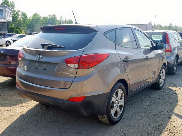 KM8JT3AB2DU669927 - 2013 HYUNDAI TUCSON GL GRAY photo 4