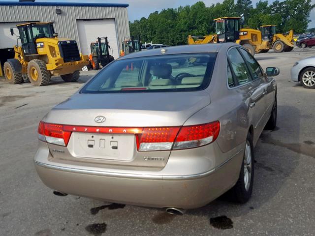 KMHFC46F07A211963 - 2007 HYUNDAI AZERA SE GOLD photo 4