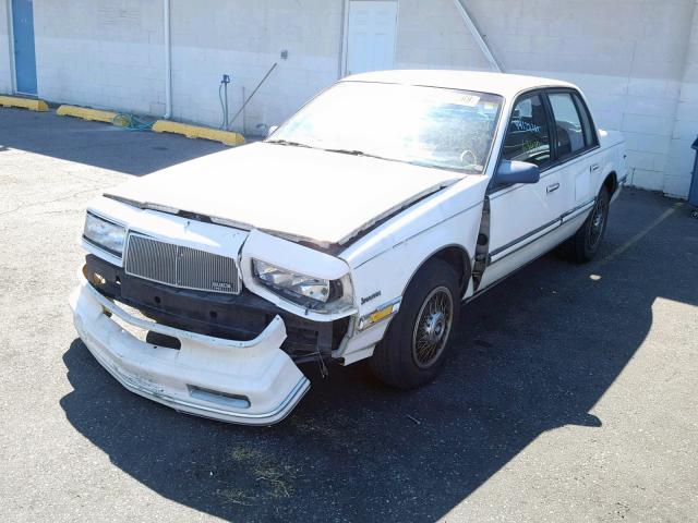 1G4NC54D5LM004416 - 1990 BUICK SKYLARK CU WHITE photo 2