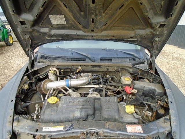 1B7HG38N42S533976 - 2002 DODGE DAKOTA QUA GRAY photo 7