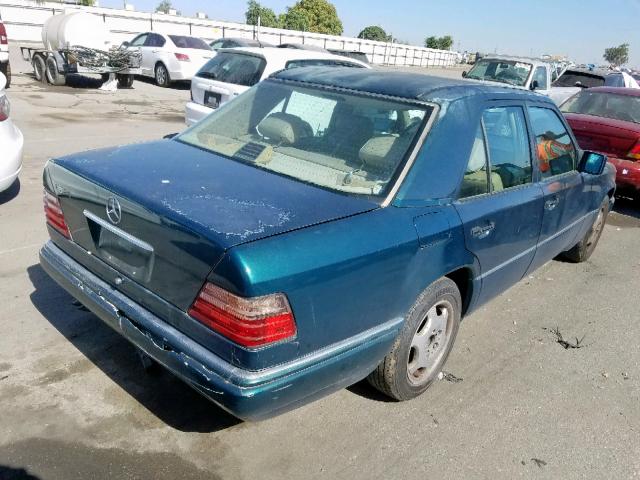 WDBEA32E4SC251133 - 1995 MERCEDES-BENZ E 320 BASE GREEN photo 4