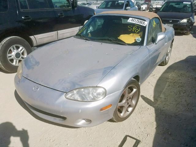 JM1NB353010205792 - 2001 MAZDA MX-5 MIATA SILVER photo 2