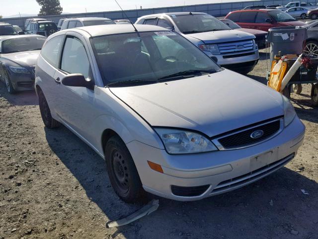 1FAFP31N37W178628 - 2007 FORD FOCUS ZX3 SILVER photo 1