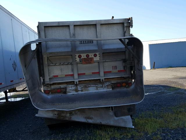 1P9DA7M3X2A053643 - 2002 PARK TRAILER SILVER photo 10